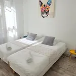 Apartamento T2 Du Sanctuaire 400 M De La Grotte Wifi Tv *
