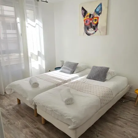 T2 Du Sanctuaire 400 M De La Grotte Wifi Tv Apartment