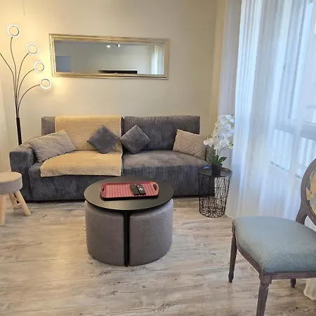 T2 Du Sanctuaire 400 M De La Grotte Wifi Tv Daire