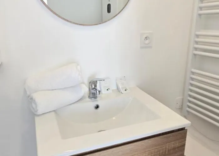 Apartment T2 Du Sanctuaire 400 M De La Grotte Wifi Tv *