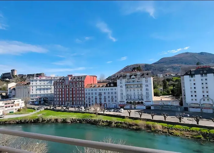 T2 Du Sanctuaire 400 M De La Grotte Wifi Tv Apartment *