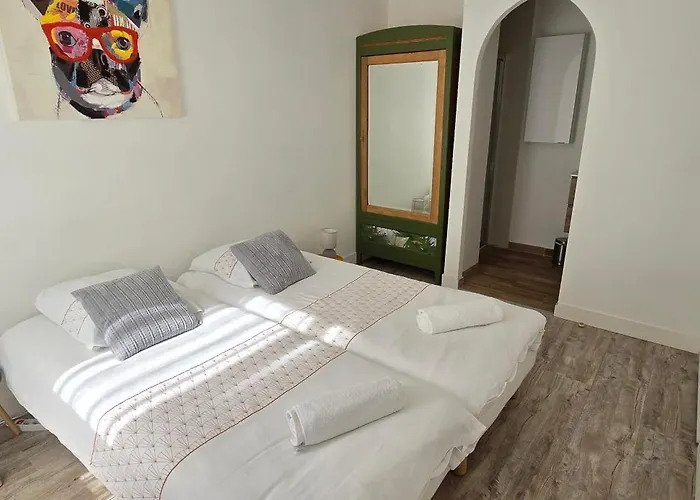 T2 Du Sanctuaire 400 M De La Grotte Wifi Tv * لورد