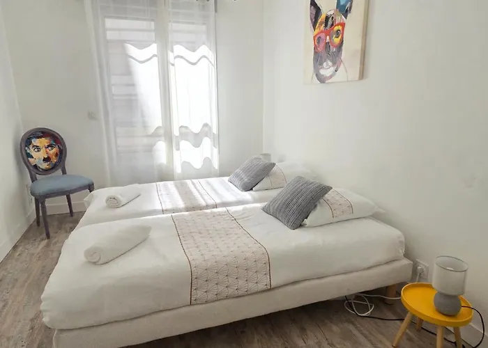 T2 Du Sanctuaire 400 M De La Grotte Wifi Tv * لورد